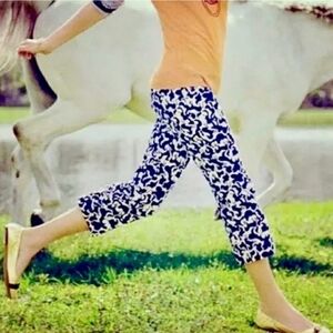 Lilly Pulitzer Palm Beach Fit Corduroy Pants. Size 8.